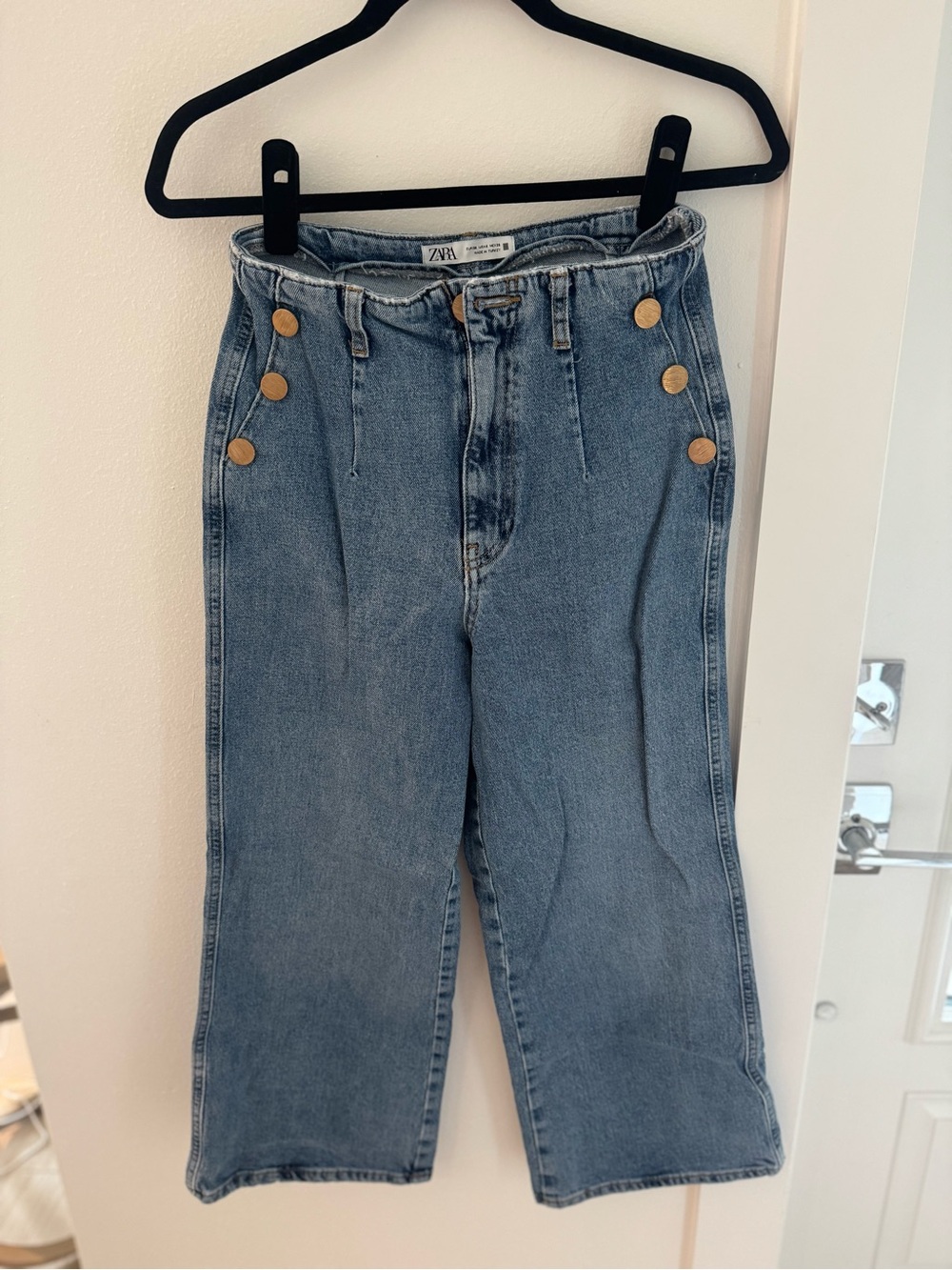 ZARA Light Blue High-Rise Straight Jeans with Gold Buttons